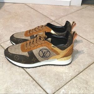 Louis Vuitton Sneakers